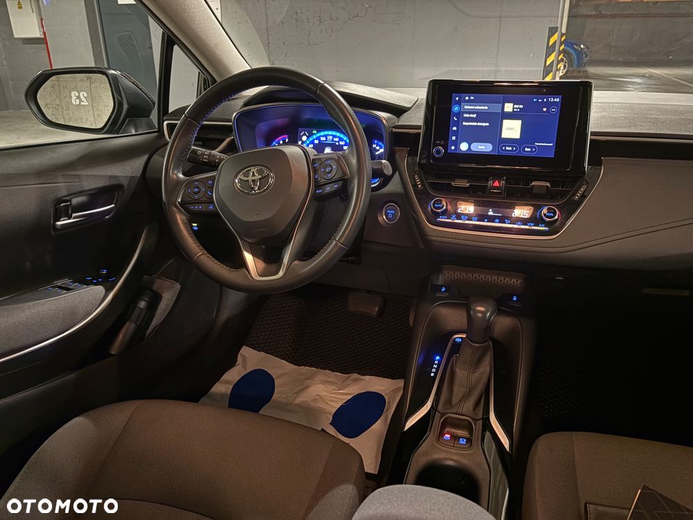 Toyota Corolla 1.8 Hybrid Comfort - 18