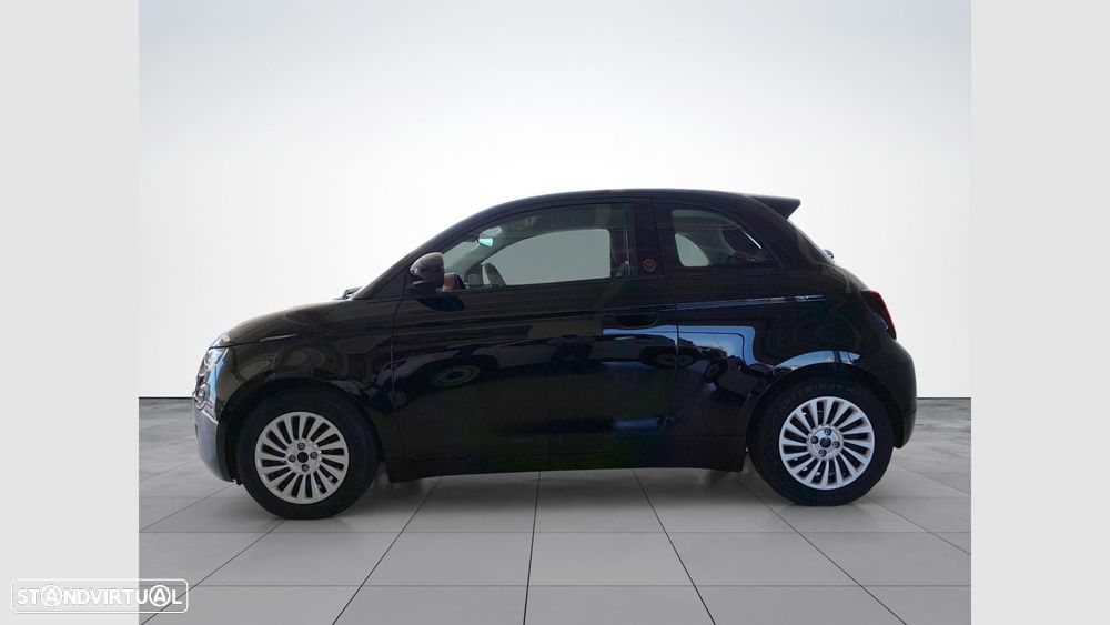 Fiat 500e (RED) - 4