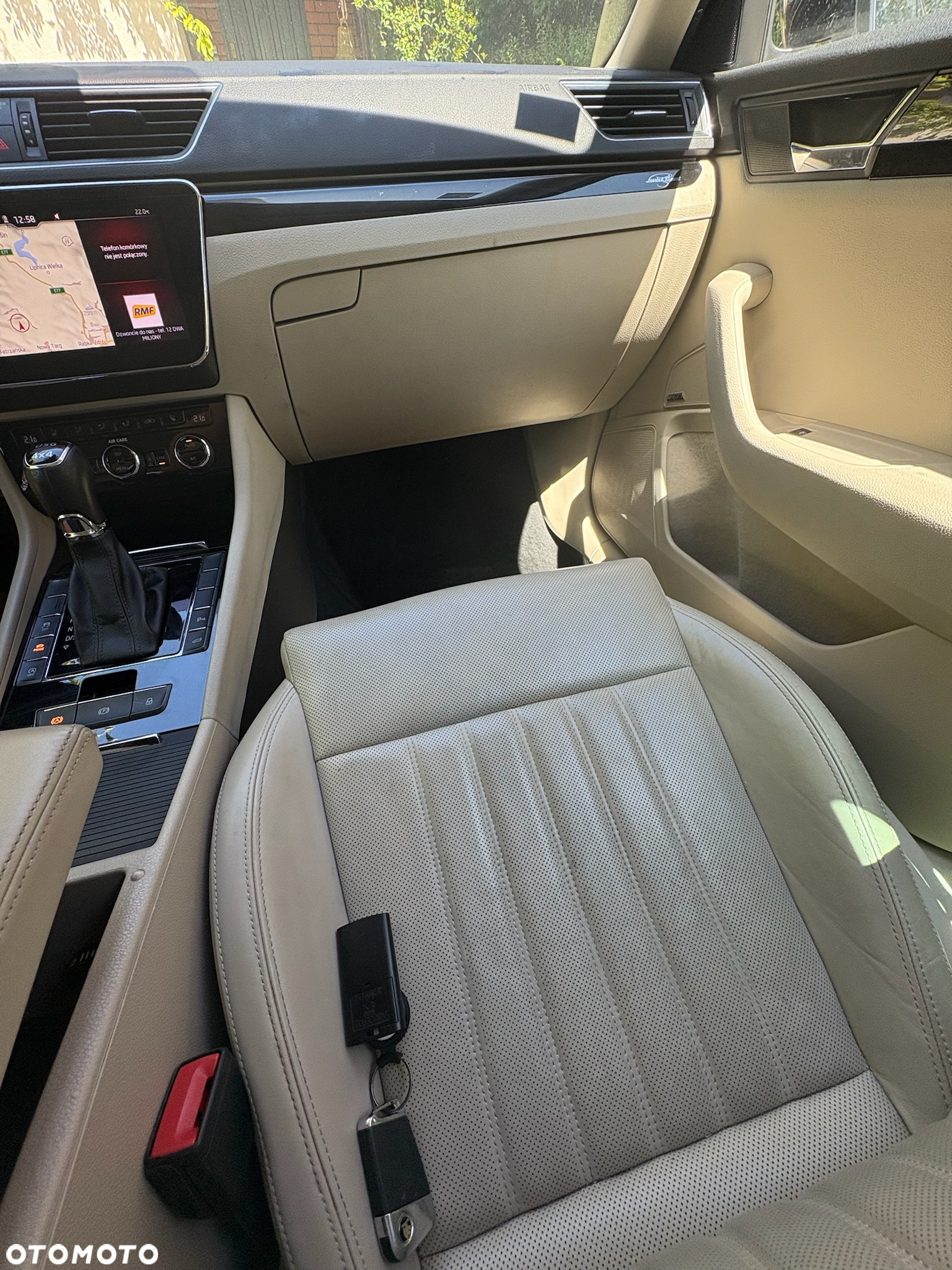 Skoda Superb 2.0 TDI 4x4 L&K DSG - 17
