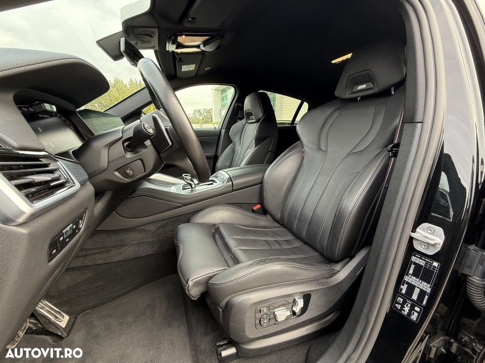BMW X6 M M50i - 11