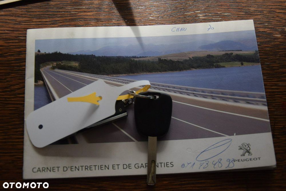 Peugeot Partner HDi 75 Esplanade - 21