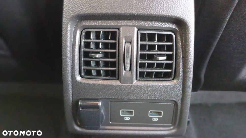 Renault Captur E-TECH 160 INTENS - 23