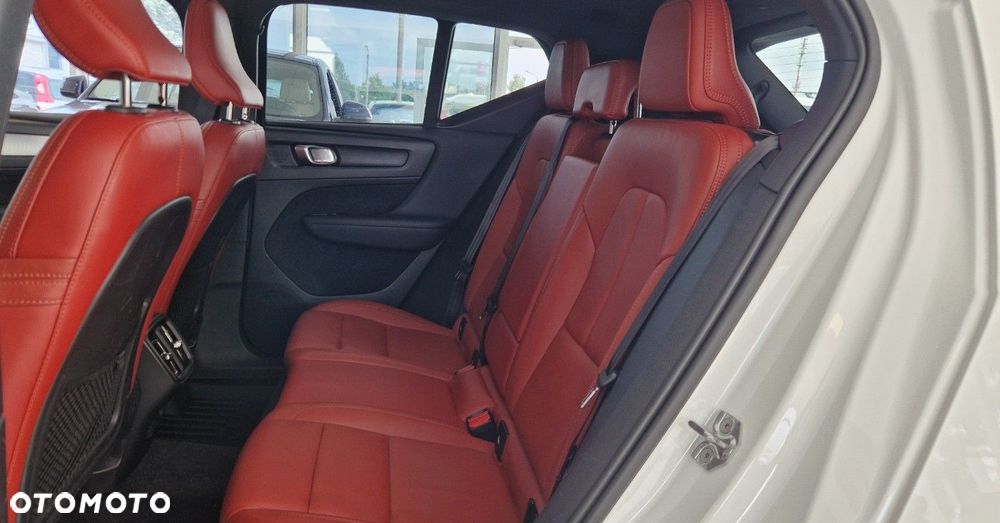 Volvo XC 40 - 15