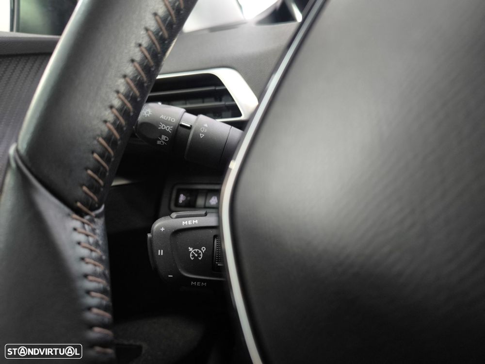 Peugeot 3008 1.5 BlueHDi Active - 21