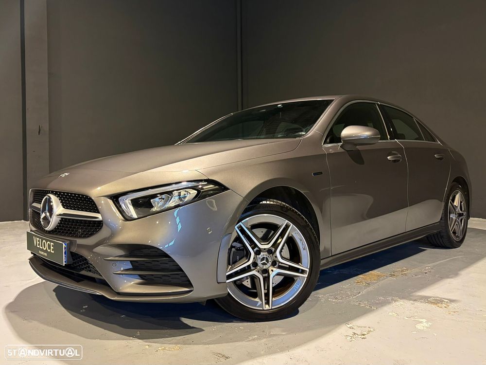 Mercedes-Benz A 250 Limousine e 8G-DCT AMG Line - 1