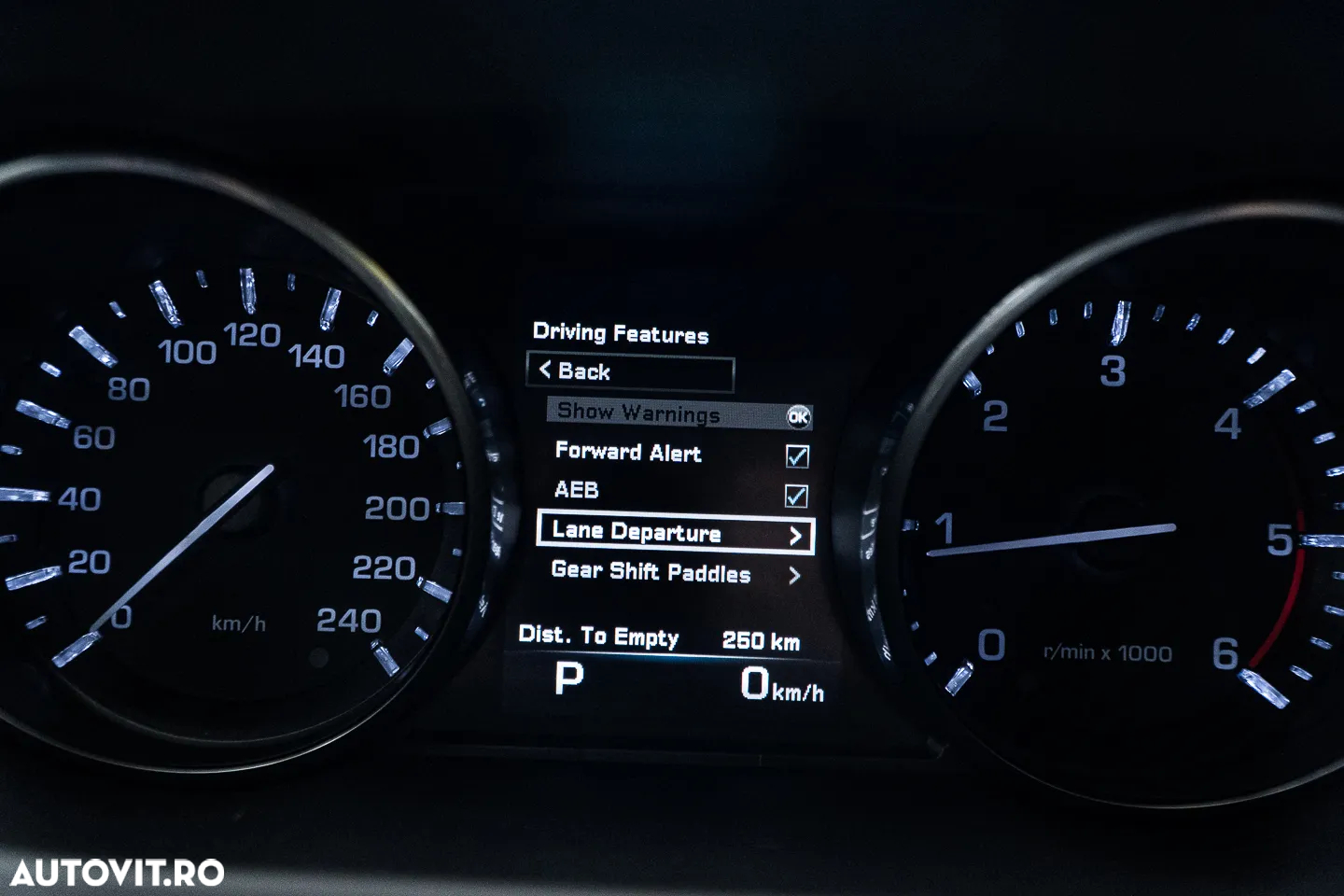 Land Rover Discovery Sport 2.0 l TD4 HSE Aut. - 30