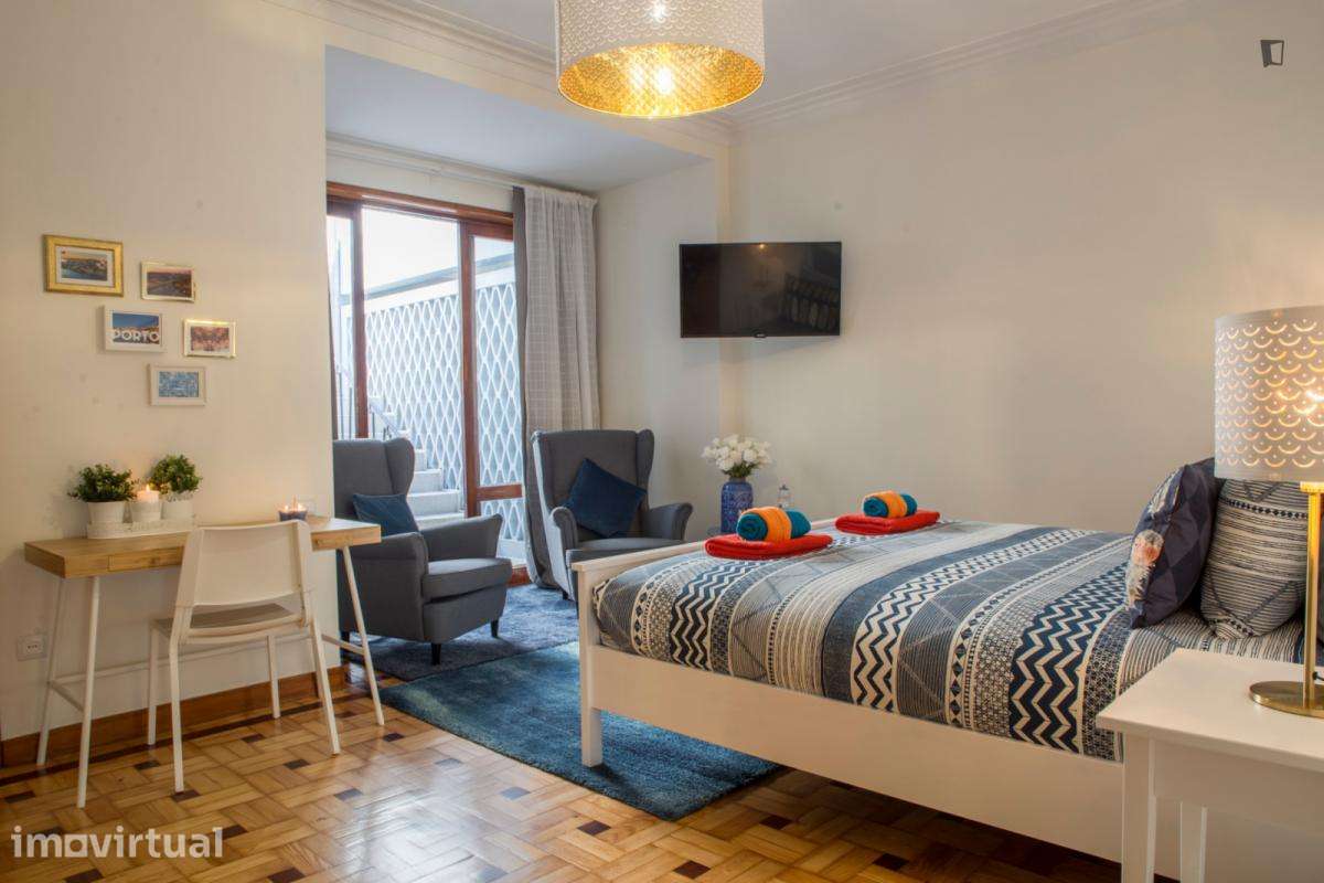Quarto - localizado em Matosinhos Porto - Grande imagem: 5/22