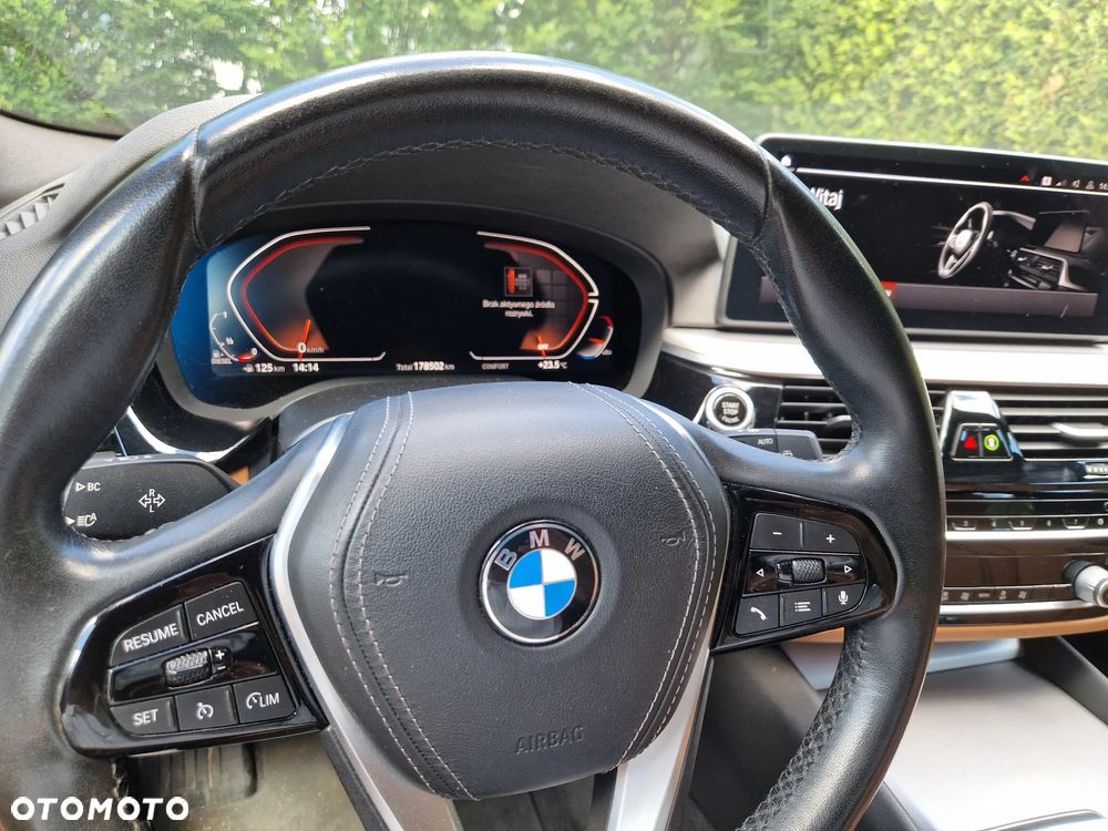 BMW Seria 5 518d - 7