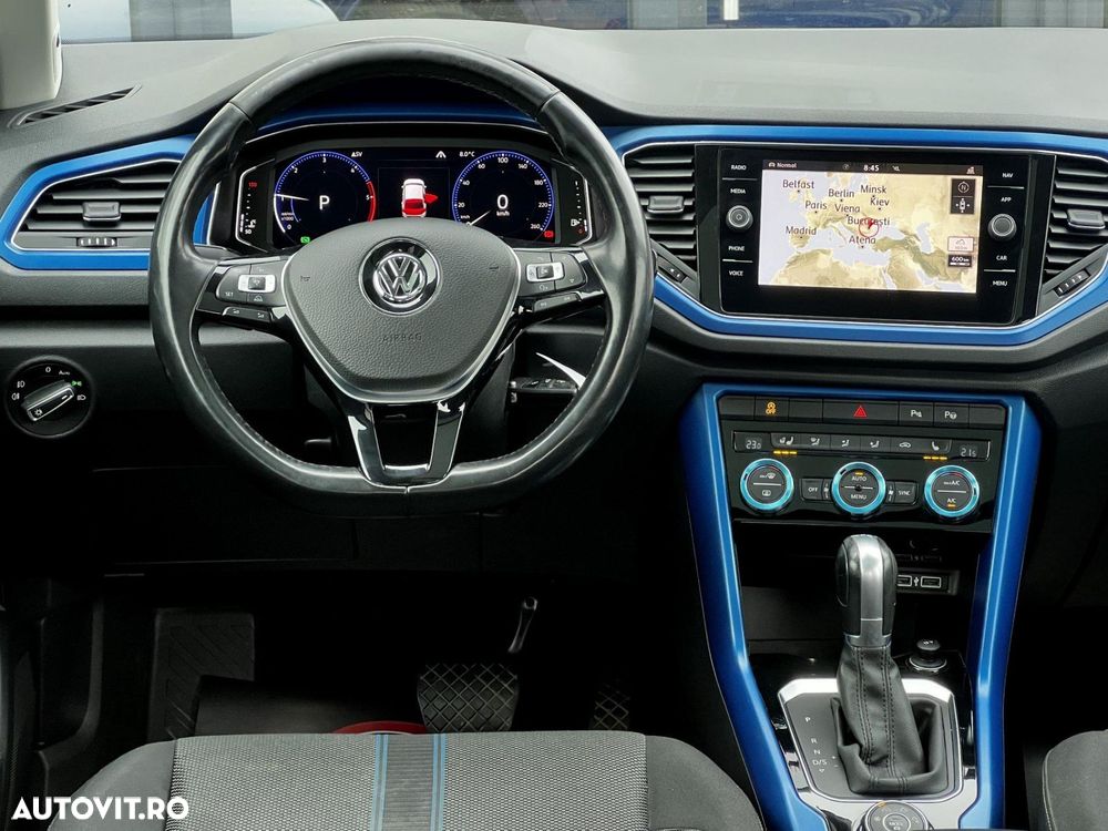Volkswagen T-Roc - 9
