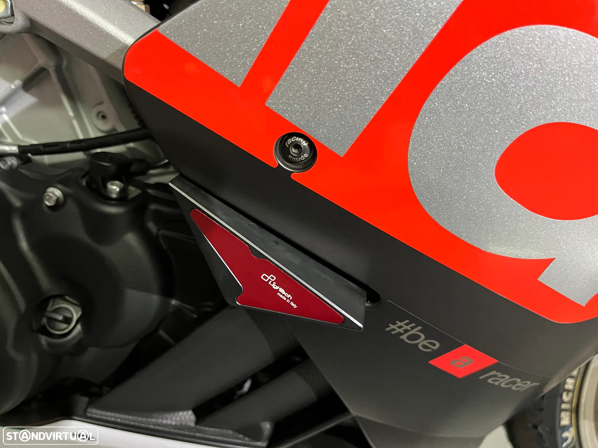 Aprilia RSV RSV4 Factory Super Pole - 25