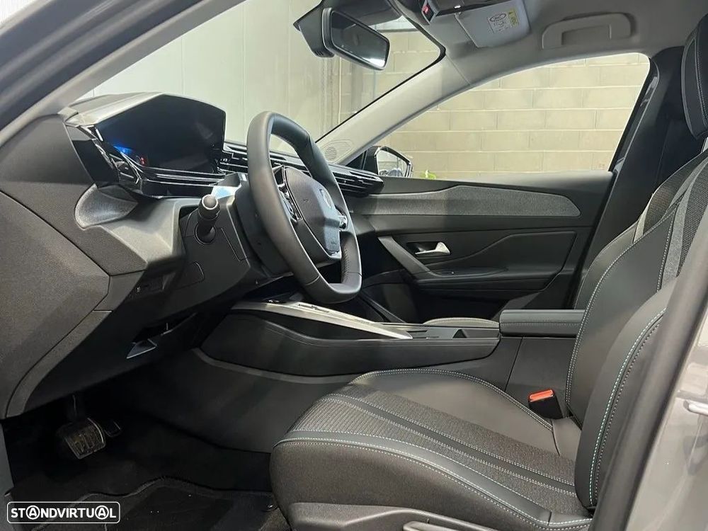 Peugeot e-308 54 kWh Allure - 10