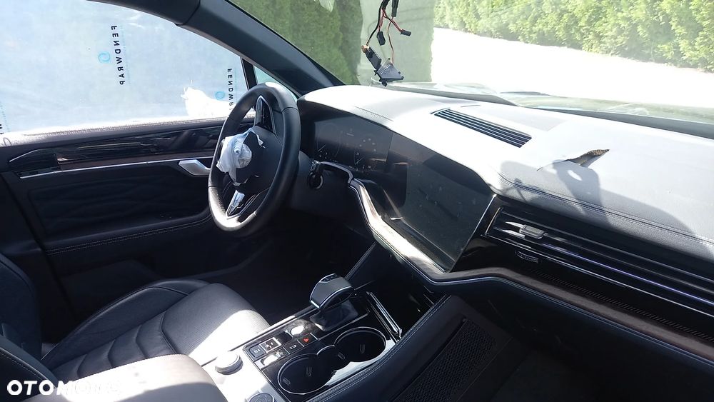 Volkswagen Touareg - 9