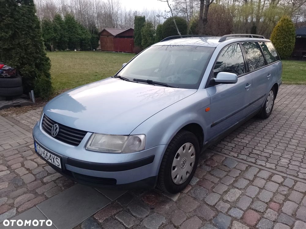 Volkswagen Passat 1.8 Comfortline - 1