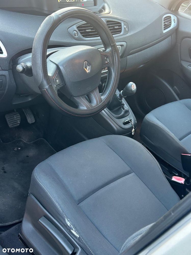 Renault Scenic - 5