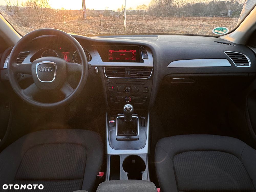 Audi A4 Limousine 1.8 TFSI Ambiente - 14