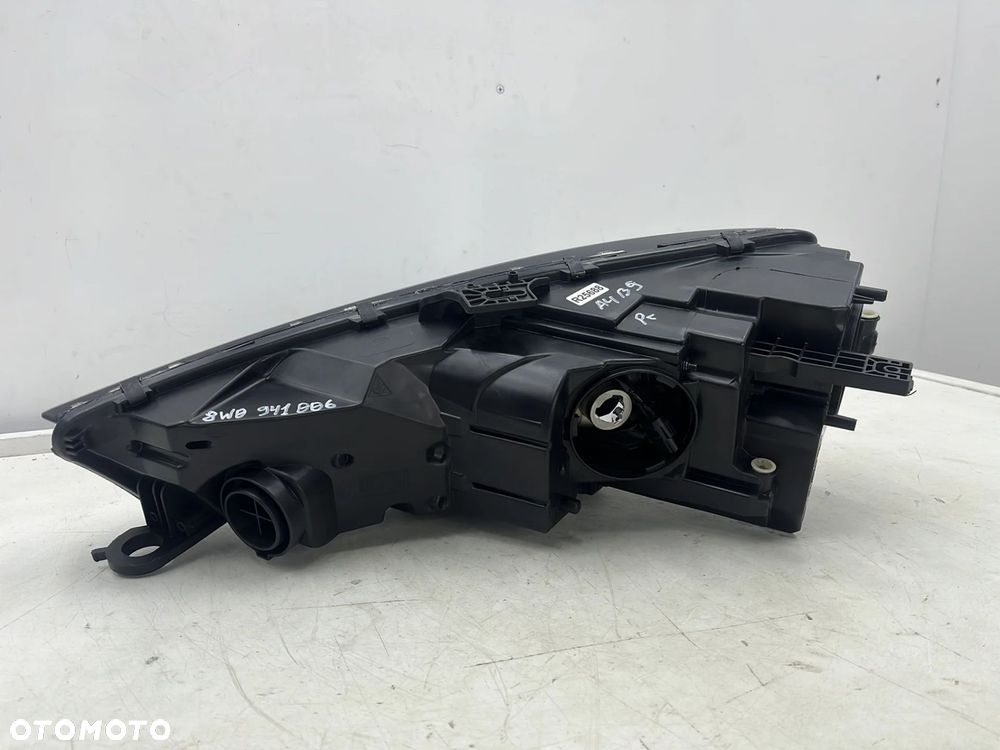 Lampa reflektor Audi A4 B9 8w 15-19r. PRAWA przednia XENON KSENON + LED oryginalna EUROPA prawy przó - 7