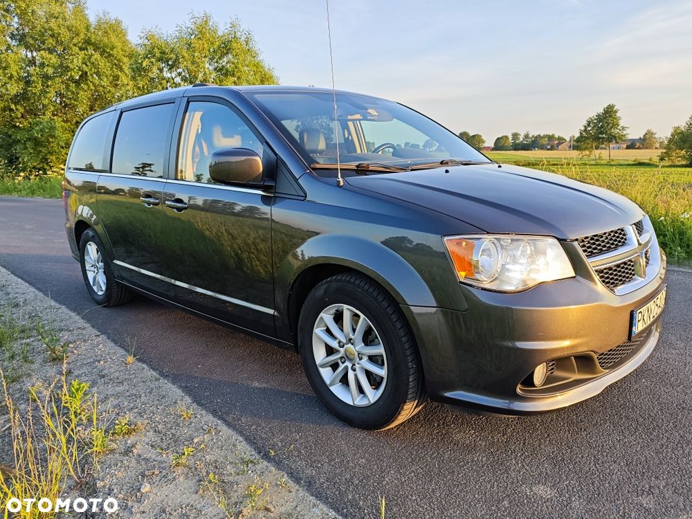 Dodge Grand Caravan - 6