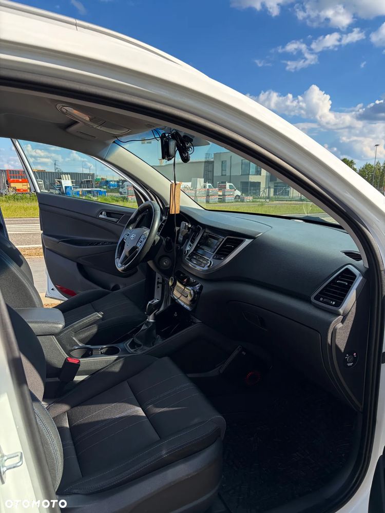 Hyundai Tucson - 16