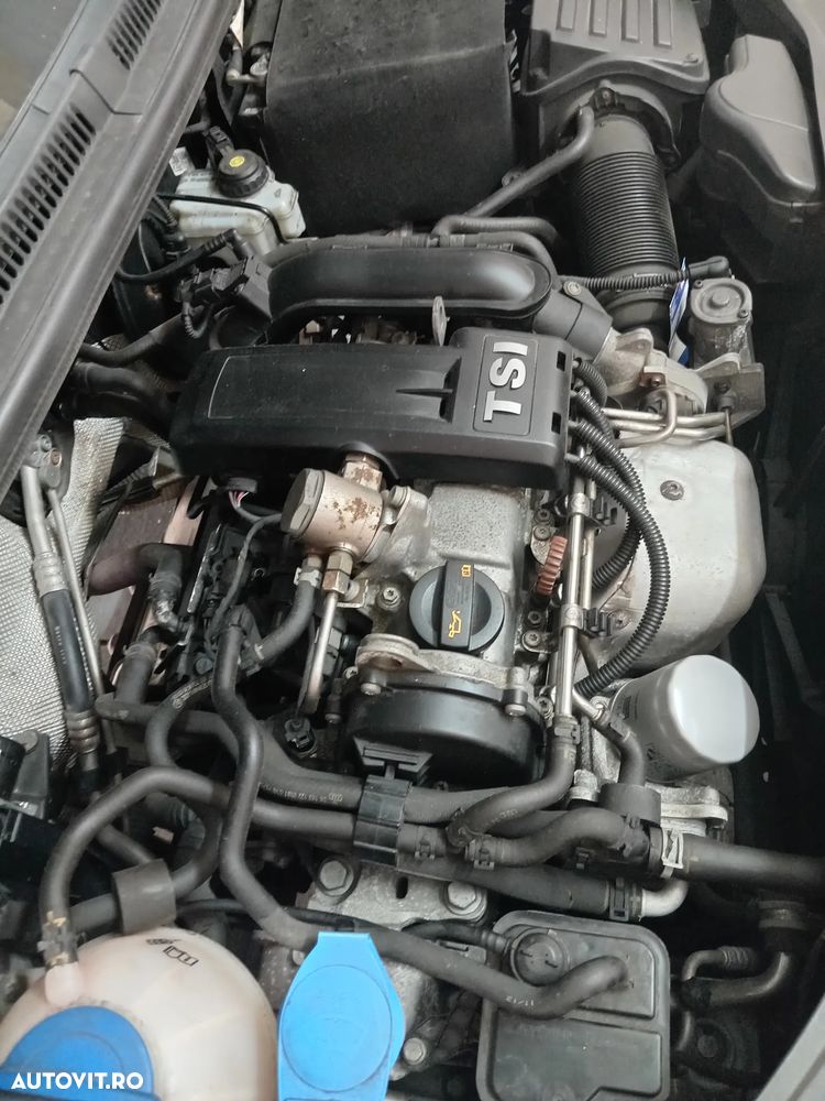 Volkswagen Golf - 12