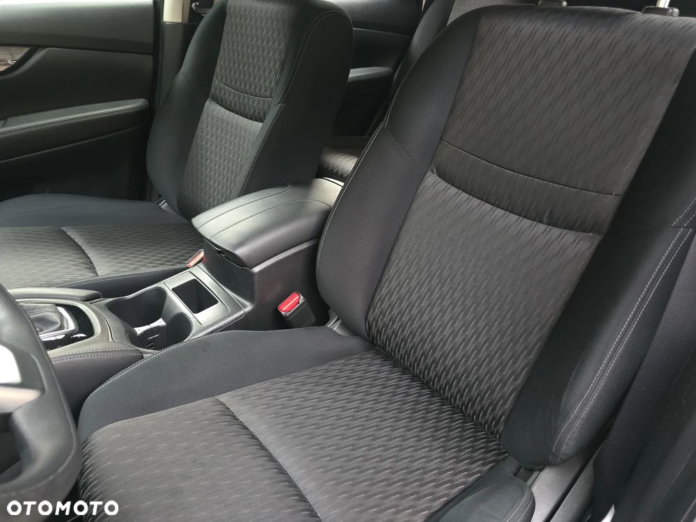 Nissan X-Trail - 12
