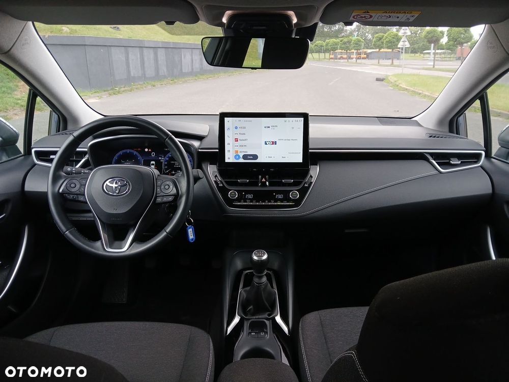 Toyota Corolla - 23