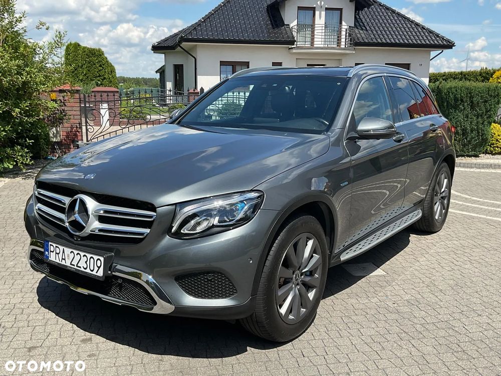 Mercedes-Benz GLC 250 4Matic 9G-TRONIC AMG Line - 18