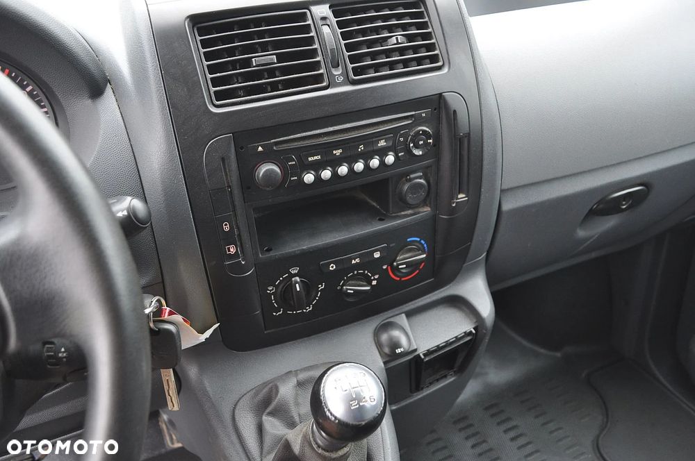 Peugeot Expert - 25