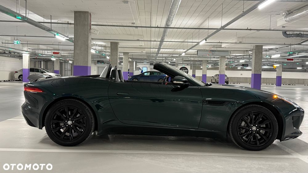 Jaguar F-Type R-Dynamic - 24