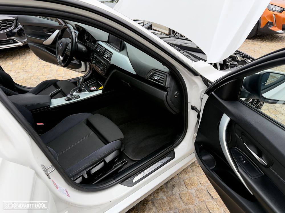 BMW 318 d Auto Pack M - 54