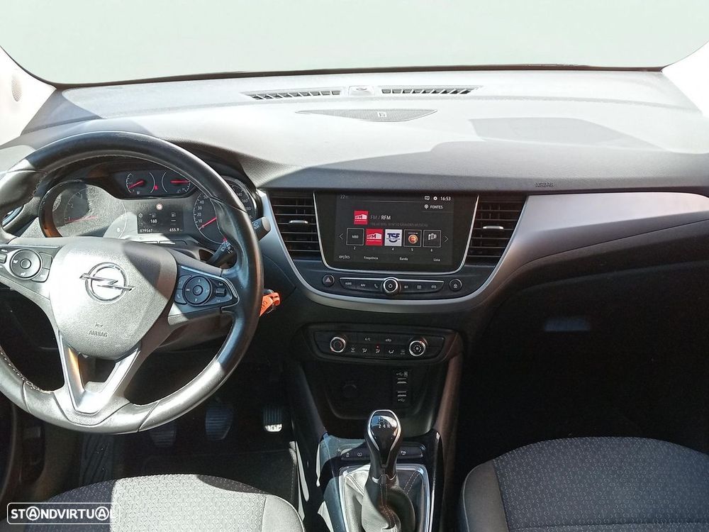 Opel Crossland X - 11