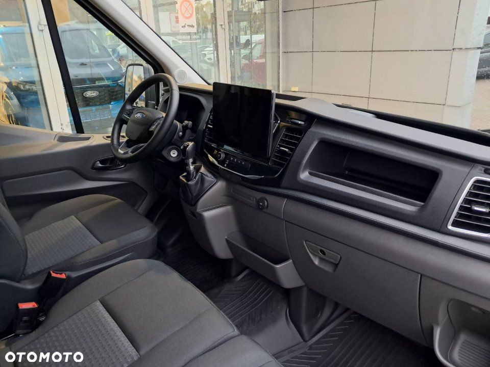 Ford Transit - 13