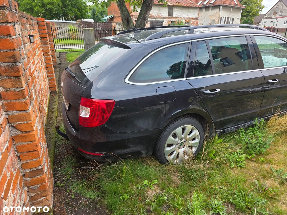 Skoda Superb 2.0 TDI Ambition - 6