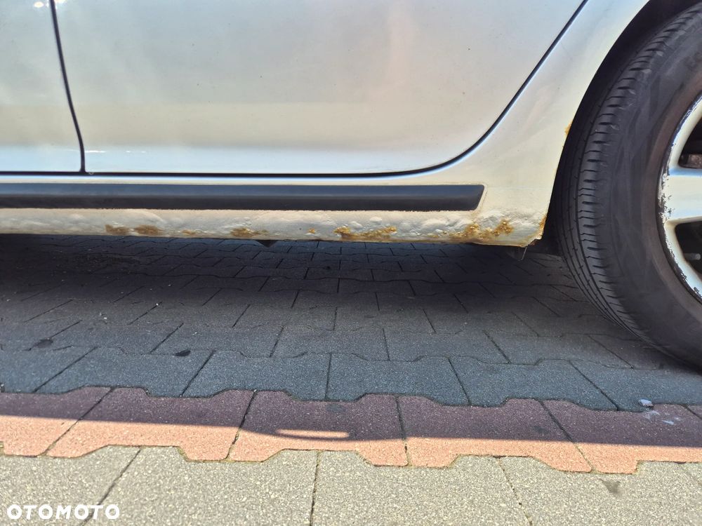 Volkswagen Golf 1.6 Trendline - 9