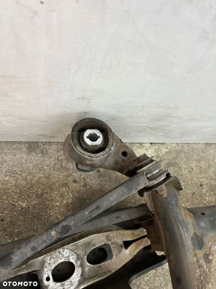 Zawieszenie tylne kompletne Audi A4 S4 B9 - 11