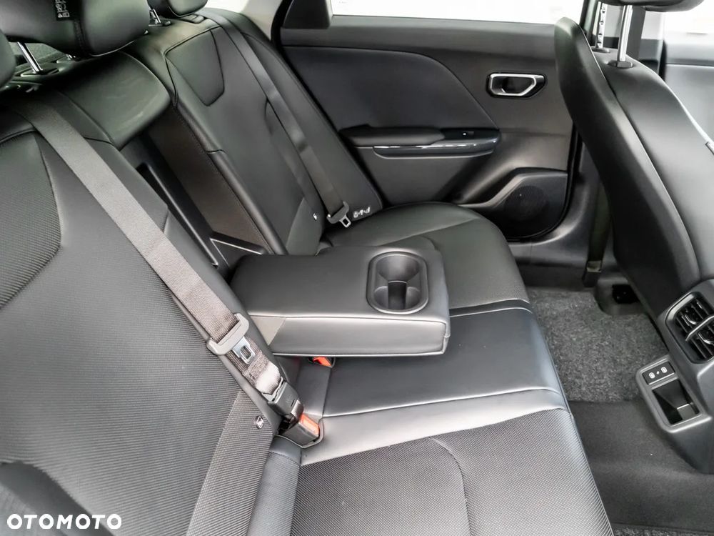 Kia K4 1.6 T-GDI L - 14