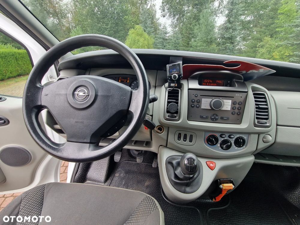 Opel Vivaro - 9