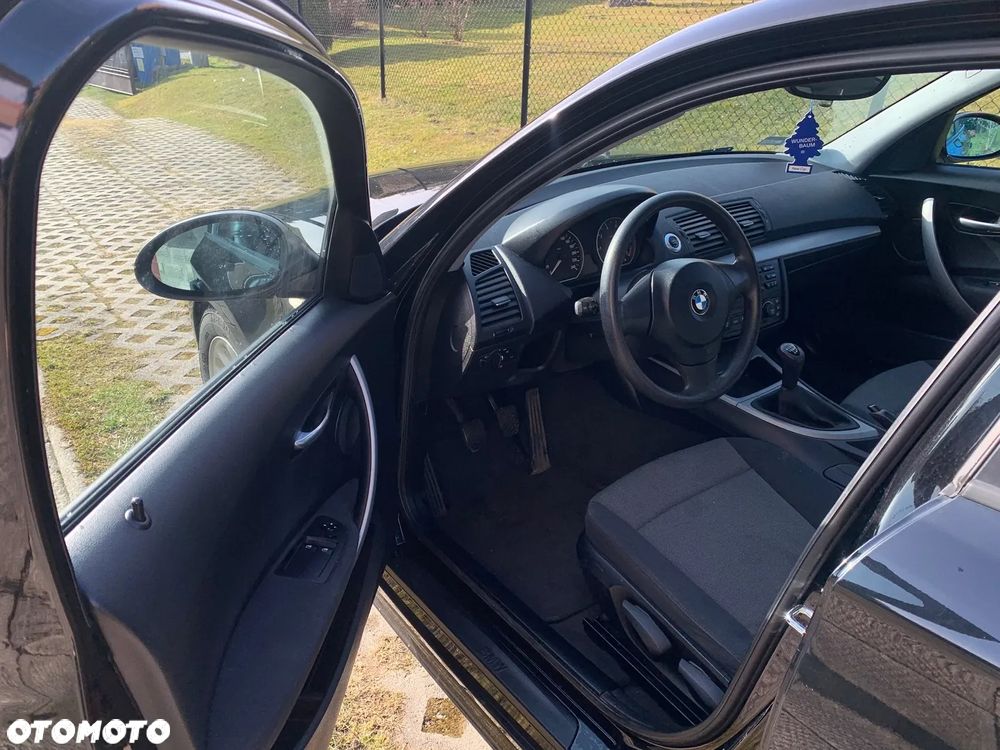 BMW Seria 1 - 10