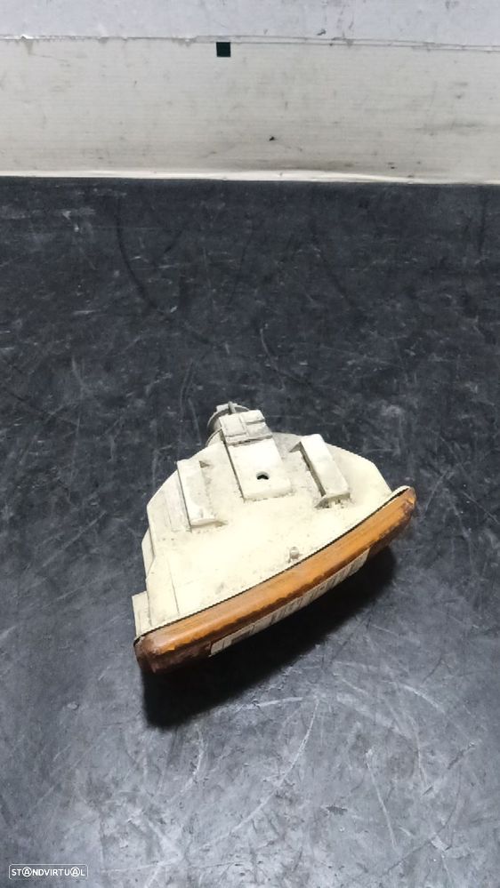 Farolim De Pisca Frente Esq Volkswagen Polo (86C, 80) - 3