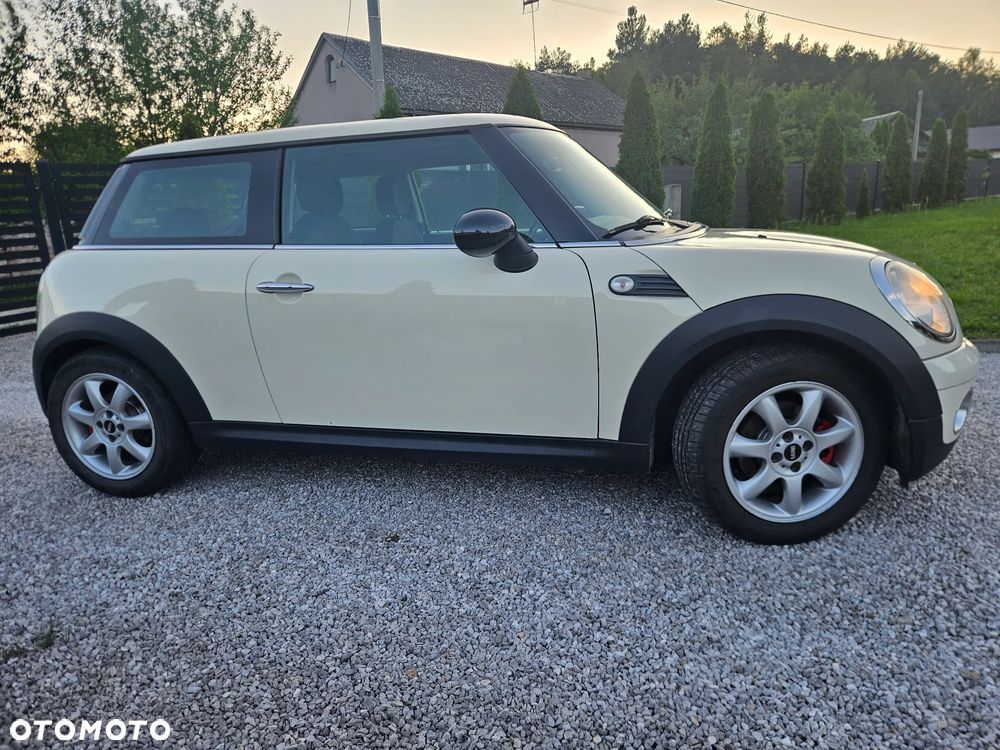 MINI ONE - 7