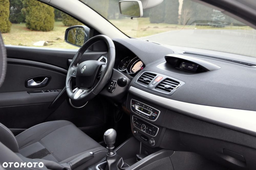 Renault Megane TCe 180 Coupe Dynamique - 29
