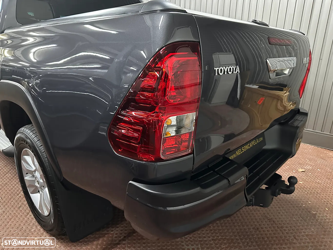 Toyota Hilux 2.4 D-4D 2WD CD Tracker - 44
