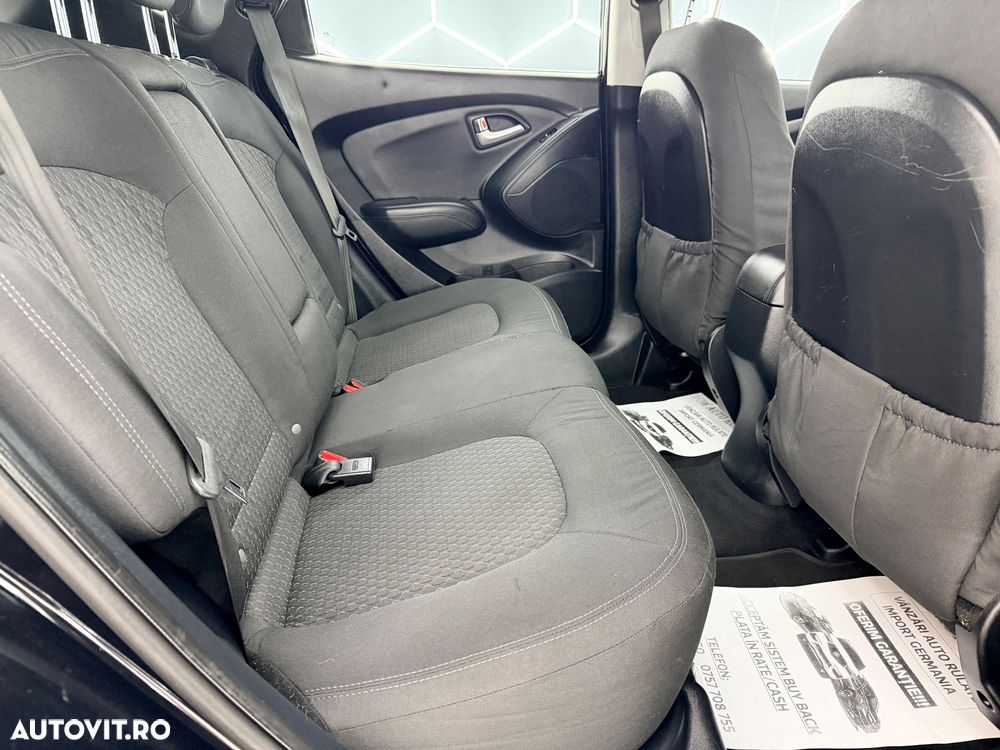 Hyundai ix35 1.7 CRDI 2WD blue Finale Silver - 7