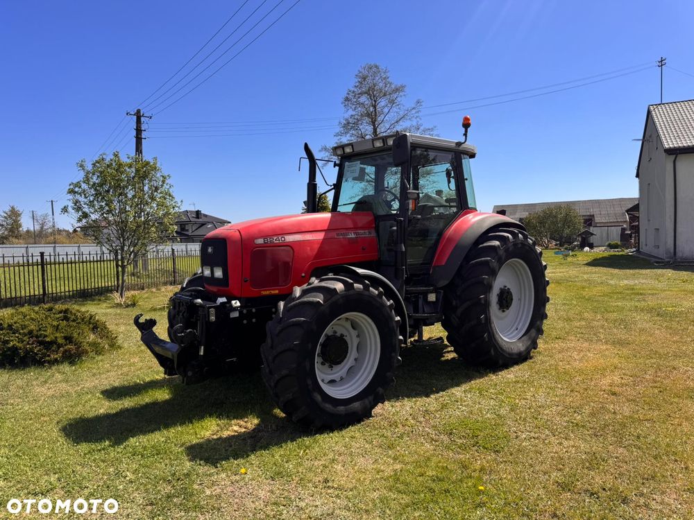 Massey Ferguson 8240 - 10