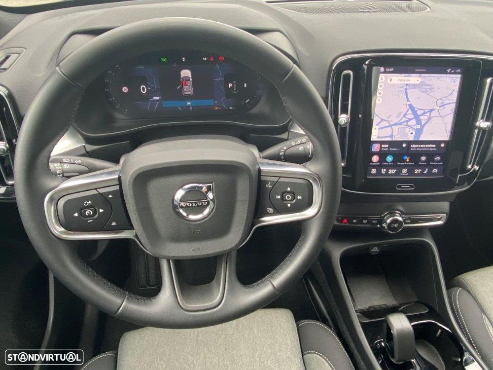 Volvo XC 40 2.0 B3 Black Edition - 9