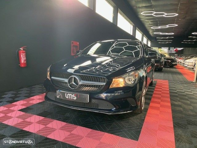 Mercedes-Benz CLA 200 d Urban - 3