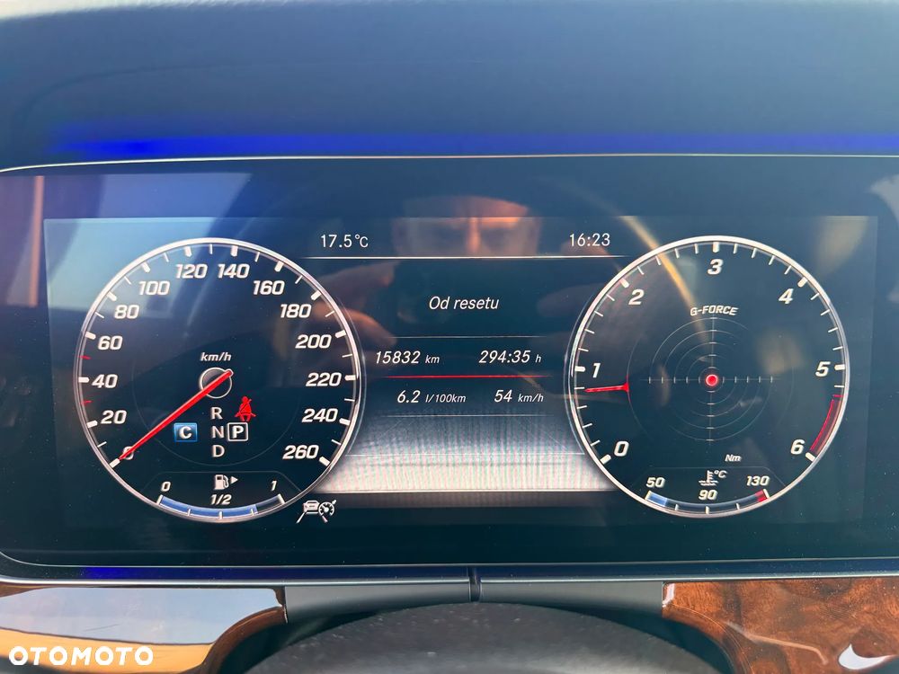 Mercedes-Benz Klasa E 220 d 4-Matic 9G-TRONIC - 7