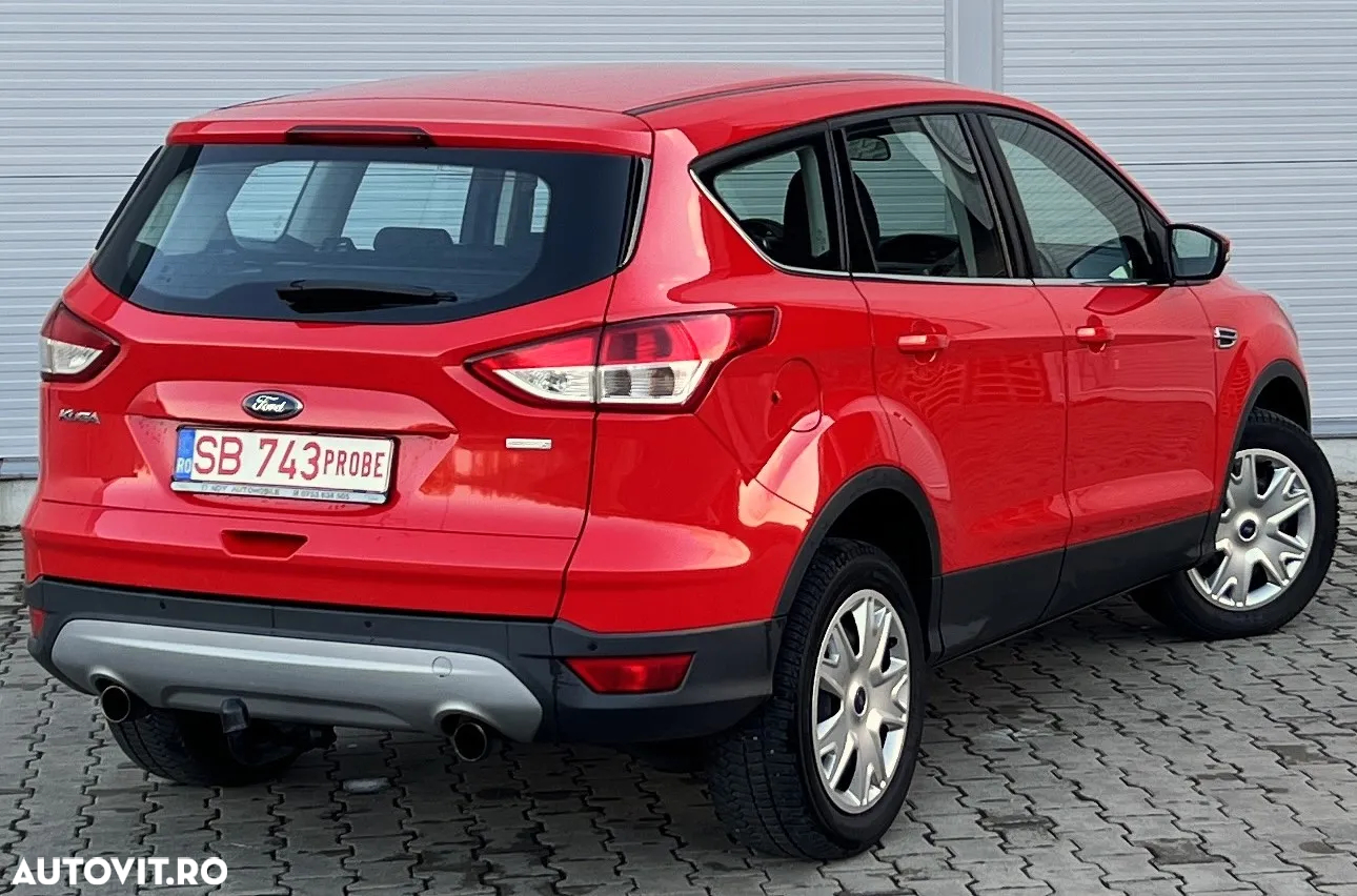 Ford Kuga 1.5 EcoBoost 4x4 Aut. Trend - 4