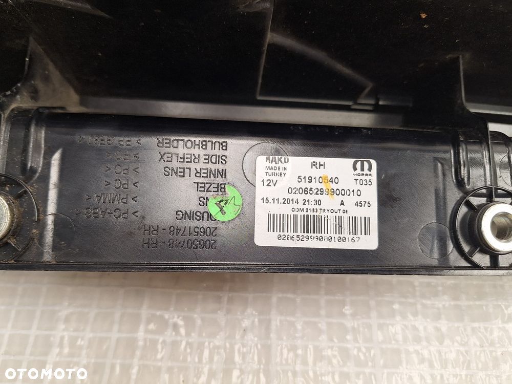 lampa tyl tylna prawa fiat doblo II lift III 2015- wersja z drzwi 51910540 europa orginal demontaz - 7