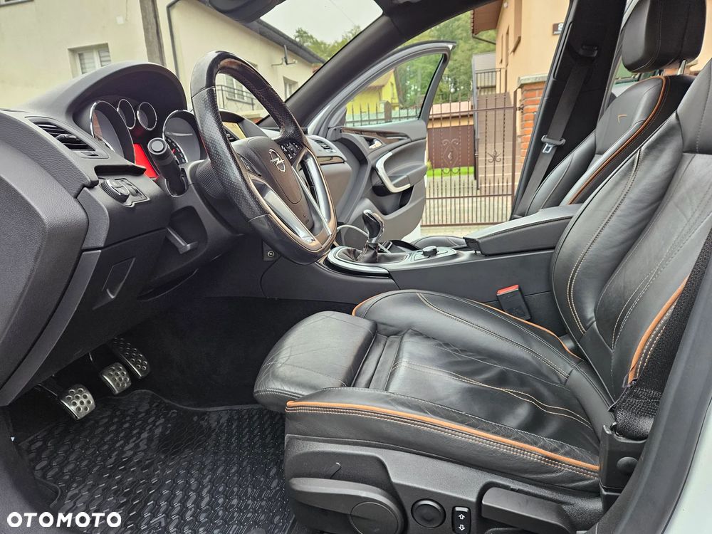 Opel Insignia 2.0 CDTI ecoFLEX Business Cosmo - 26
