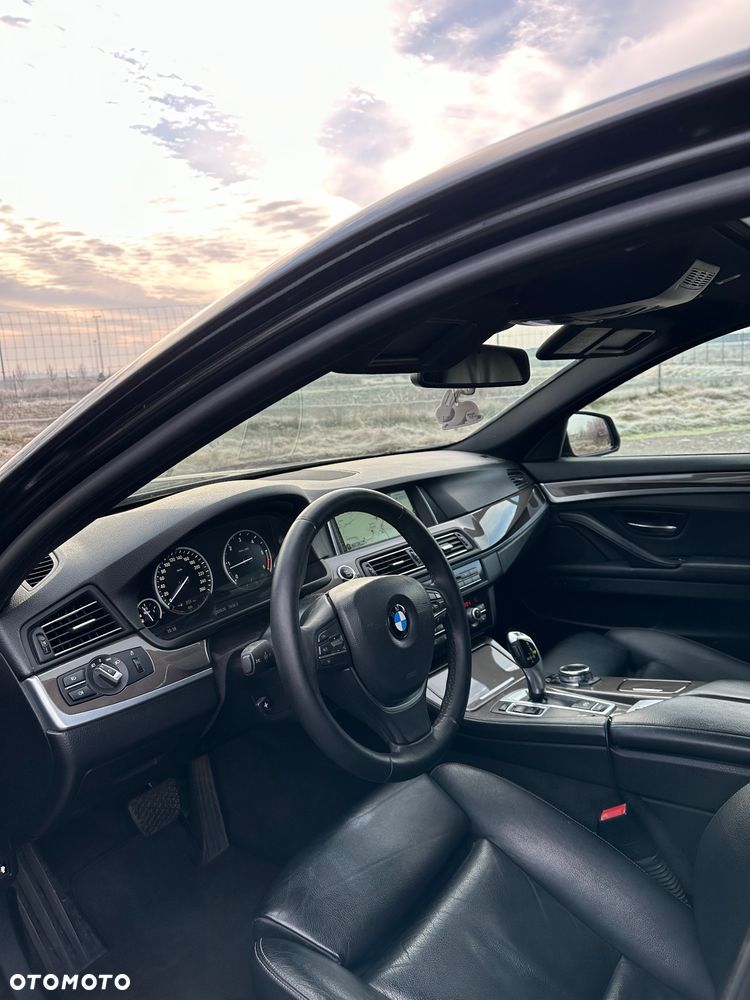BMW Seria 5 530d Sport-Aut Modern Line - 25